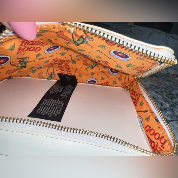 Loungefly Robin Hood Book Crossbody Bag - Picture 10 of 14